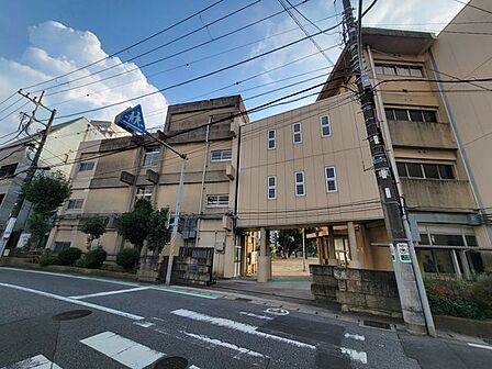 千葉市立登戸小学校 徒歩9分。 700m