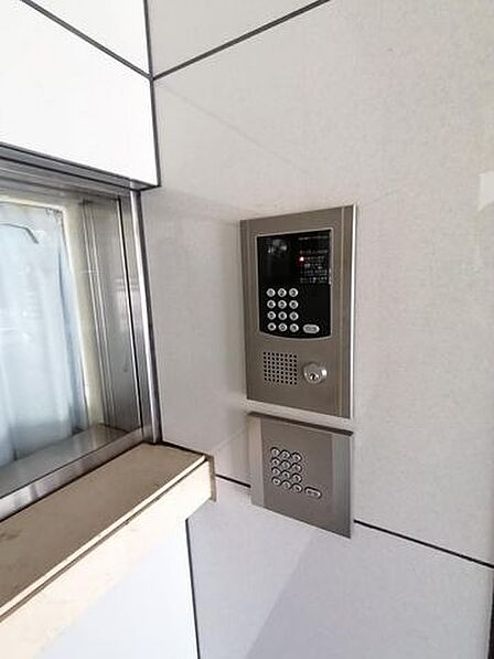 オートロックマンションです。