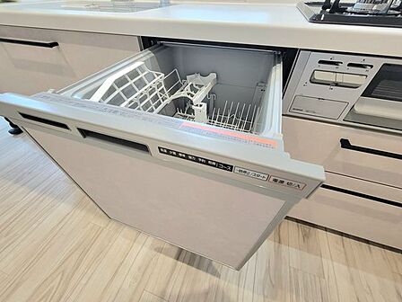 家事の手間を大幅に削減してくれる、食器洗い乾燥機を標準設置。
