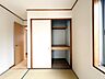 収納：押入れ収納は、来客用の寝具の保管場所にもなりますね！