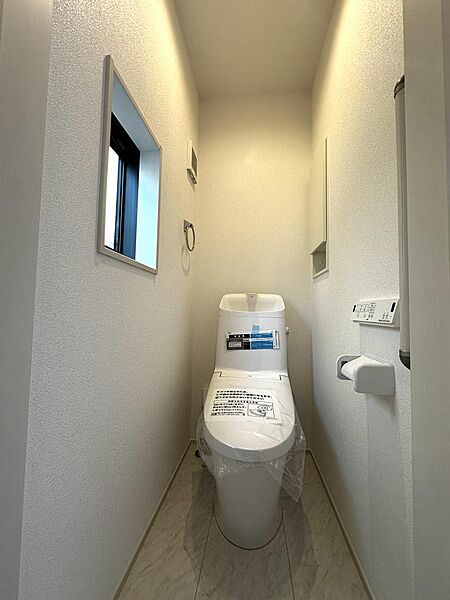 トイレを拡大表示