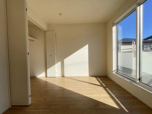寝室を拡大表示