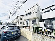 閑静な住宅地で、小さなお子様がいるご家族にも安心。 