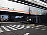 周辺：駅前の生活空間、日々の暮らしに彩りを添える立地。（700m）