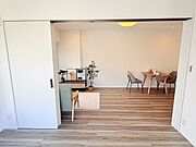 引戸で間仕切りも可能です。