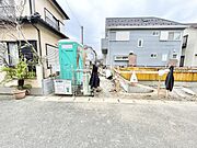 新しい命が宿る、温かな光に包まれた空間。