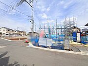 閑静な住宅地で、小さなお子様がいるご家族にも安心。 