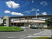 谷塚駅（800m）