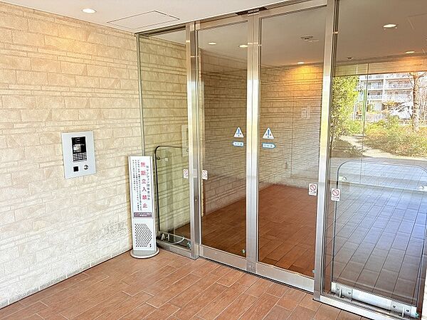 エントランスを拡大表示