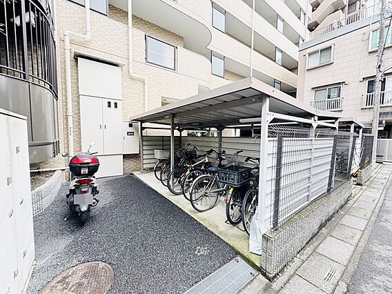 駐輪場
