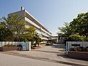 春日部市立藤塚小学校（1220m）
