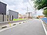 外観：穏やかな街並みが広がる、落ち着いた周辺環境に位置した心地よい住まいです。