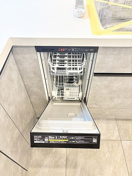 日々の暮らしを整える、洗練された設備が備わった機能的な空間です。