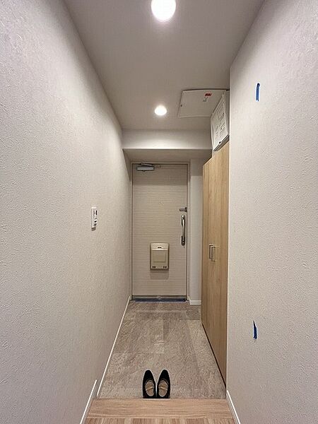 玄関を拡大表示