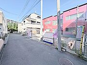 彩り豊かな街並みが、心地よい暮らしを予感させます。