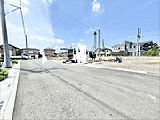 広がる空の下、新しい暮らしが息づく街並み