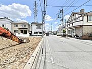 空と街並みが広がる、穏やかな日常の風景。
