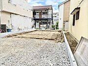 新しい暮らしの可能性を秘めた、自由な設計を叶えるゆとりある敷地です。