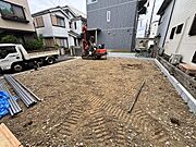 新しい暮らしの舞台となる、理想の住まいをゼロから描くための整った敷地です。