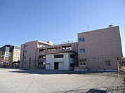 草加市立花栗南小学校（417m）