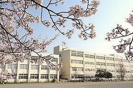 八潮市立大原小学校(560m)