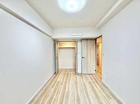 部屋ごとに設けた収納は、住みやすさへのこだわり。