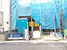外観：新しい住まいが形づくられていく、期待感に満ちた静かな現場風景