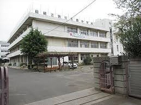 川口市立西中学校(610m)