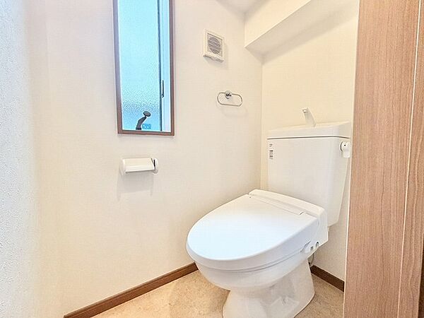 トイレを拡大表示