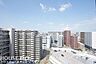 バルコニー：■■本日内覧可能■■大阪メトロ御堂筋線「東三国」徒歩6分・14階部分（EV停止階）・明るい南西向き・リバーサイド物件！2026年5月フルリノベーション≫水廻りすべて新調・全室クロス・フローリング貼替