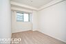子供部屋：■■本日内覧可能■■大阪メトロ御堂筋線「東三国」駅徒歩10分！2026年6月フルリノベーション（水廻り全て新調・クロス・フローリング貼替）11階部分につき陽当り良好！お気軽にお問い合わせください♪