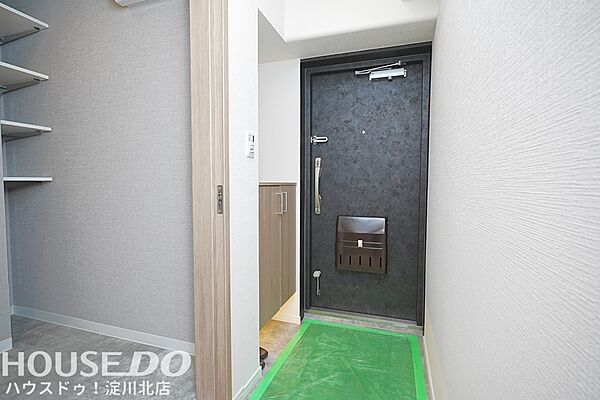 玄関を拡大表示
