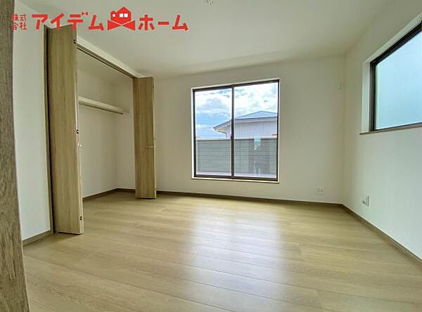寝室を拡大表示