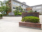 安城市立桜井中学校（1110m）