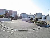 西尾市立西尾中学校（320m）