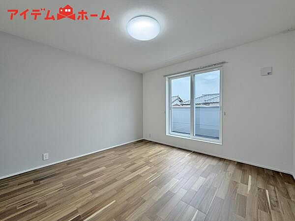 寝室を拡大表示