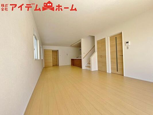 リビング/ダイニング 高浜市春日町　2号棟