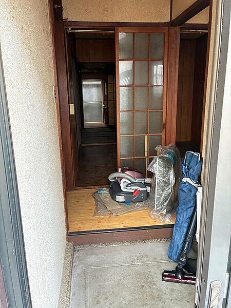 玄関を拡大表示