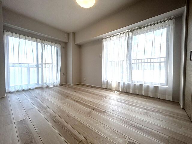 洋室 ライオンズマンション河辺東 7階/704号室