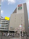 マルエツ下総中山店 880m
