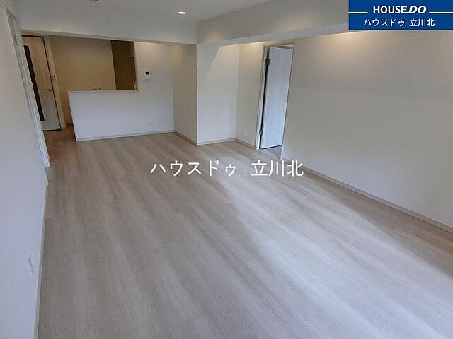 リビング/ダイニング ライオンズマンション府中　208号室 2階/-