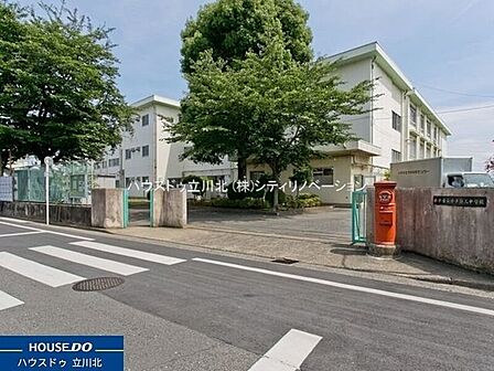 小平市立小平第三中学校 760m