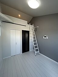 TSURUMI BASE 305 3階1Kのリビング/ダイニング