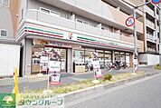 セブンイレブン東浦和駅南店 605m