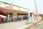 コープ上木崎店 188m
