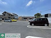 セブン-イレブン さいたま大戸3丁目店 徒歩6分。 420m