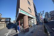 ローソンストア100大宮桜木町店 613m