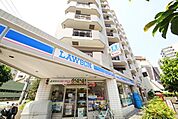 ローソン北浦和一丁目店 徒歩4分。コンビニ 290m