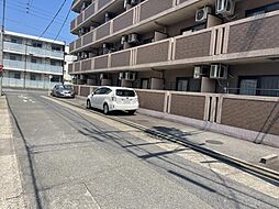 FKドミール栄生駐車場