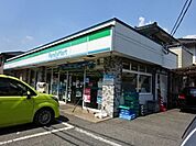 ファミリーマート　青梅大門店24時間営業 780m